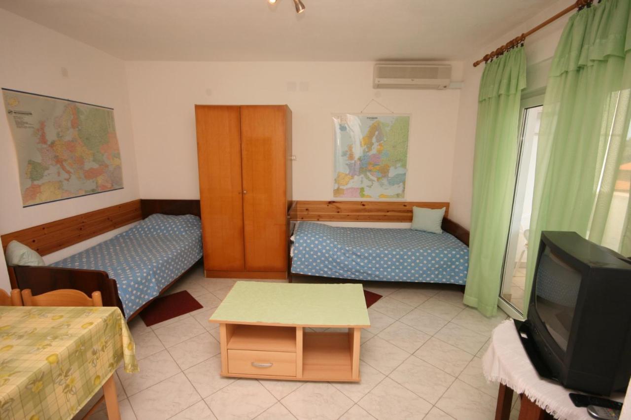 Apartments With Wifi Pula - 6987 المظهر الخارجي الصورة
