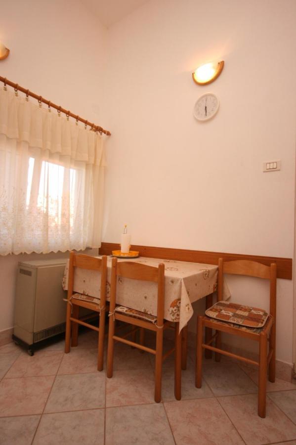 Apartments With Wifi Pula - 6987 المظهر الخارجي الصورة